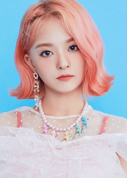 Lee Na Kyeong (Fromis 9)