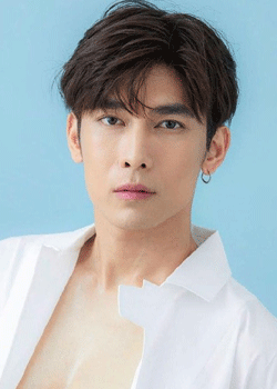 Mew Suppasit Jongcheveevat