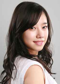 Yoo Shin Ae